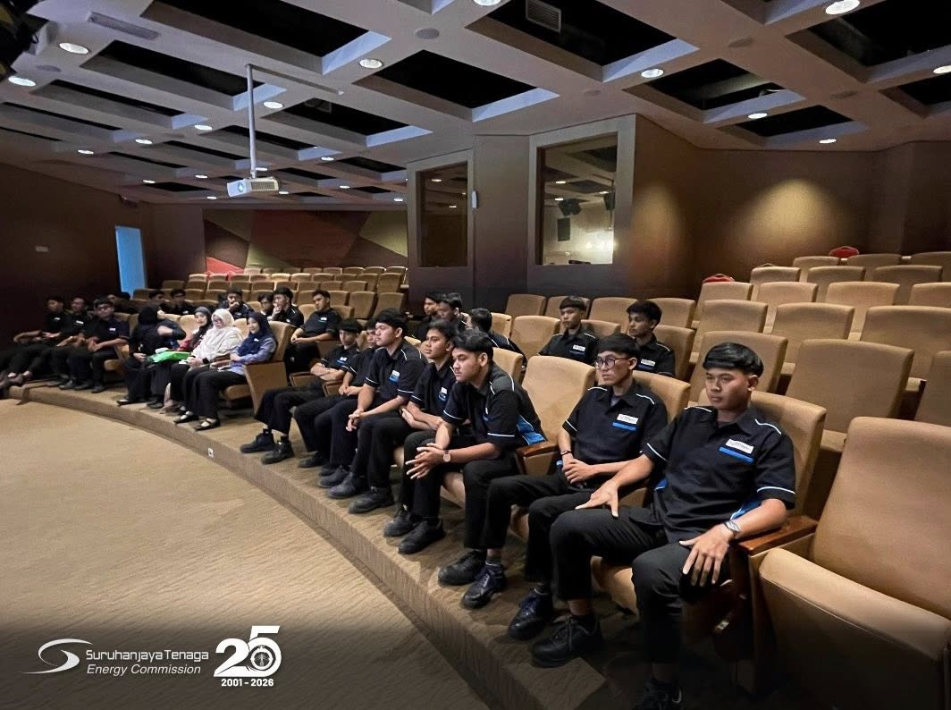 Kunjungan Daripada Kolej Vokasional Ampangan